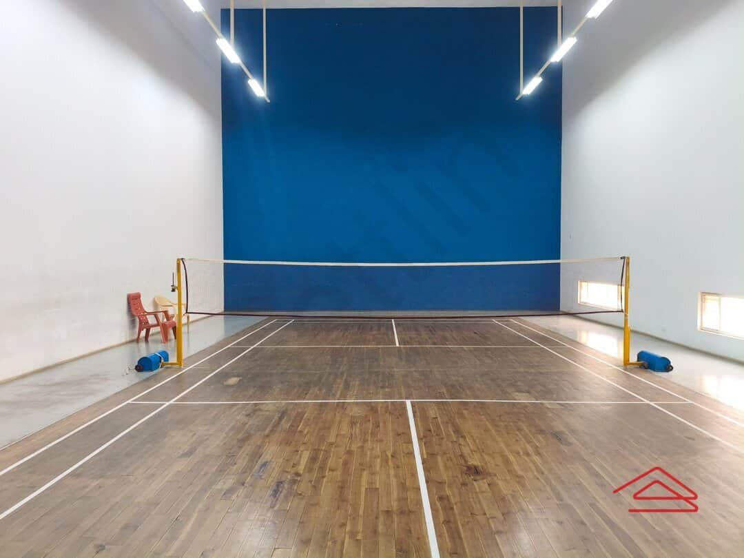 Project: BadmintonCourt