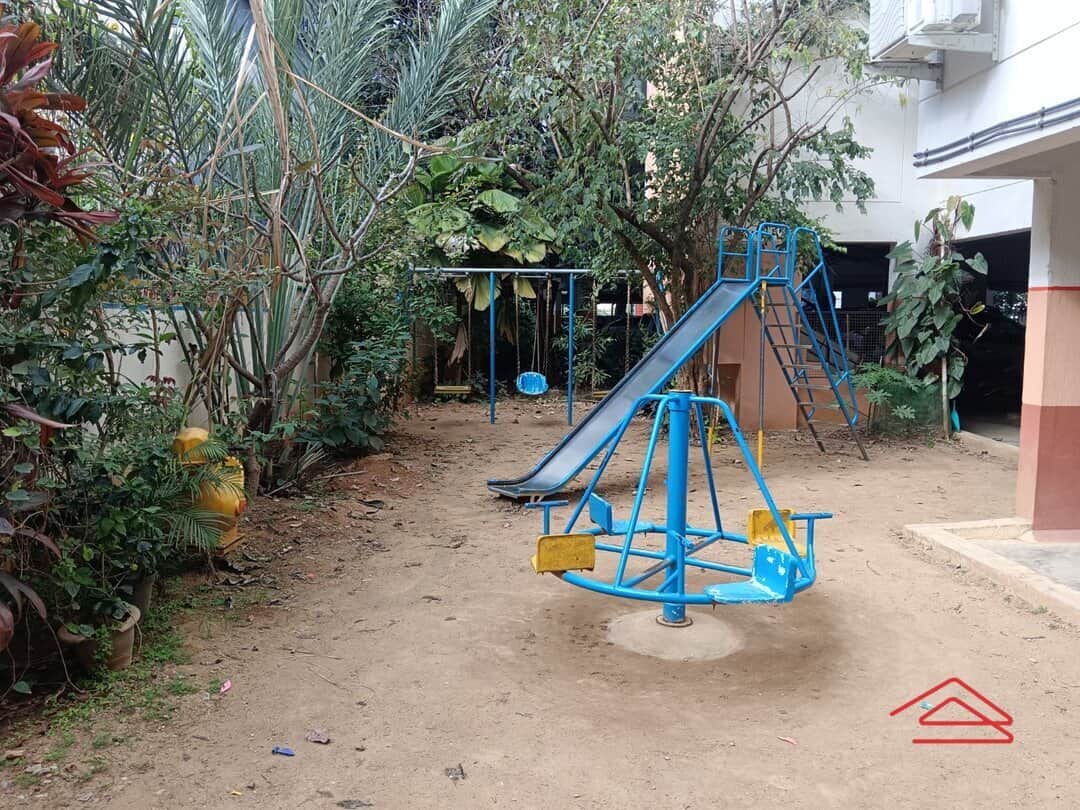 Project: KidsPlayArea