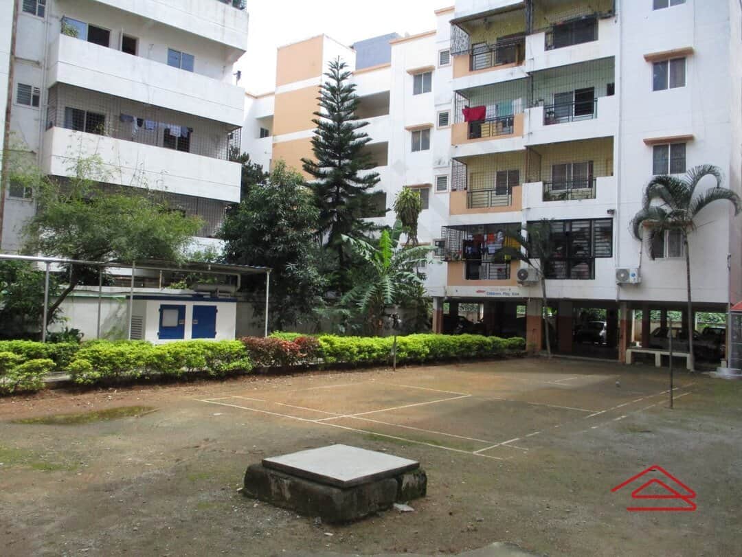 Project: BadmintonCourt