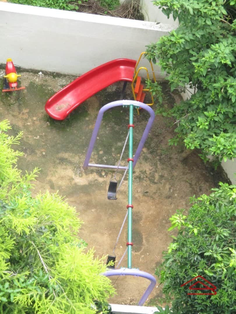 Project: KidsPlayArea