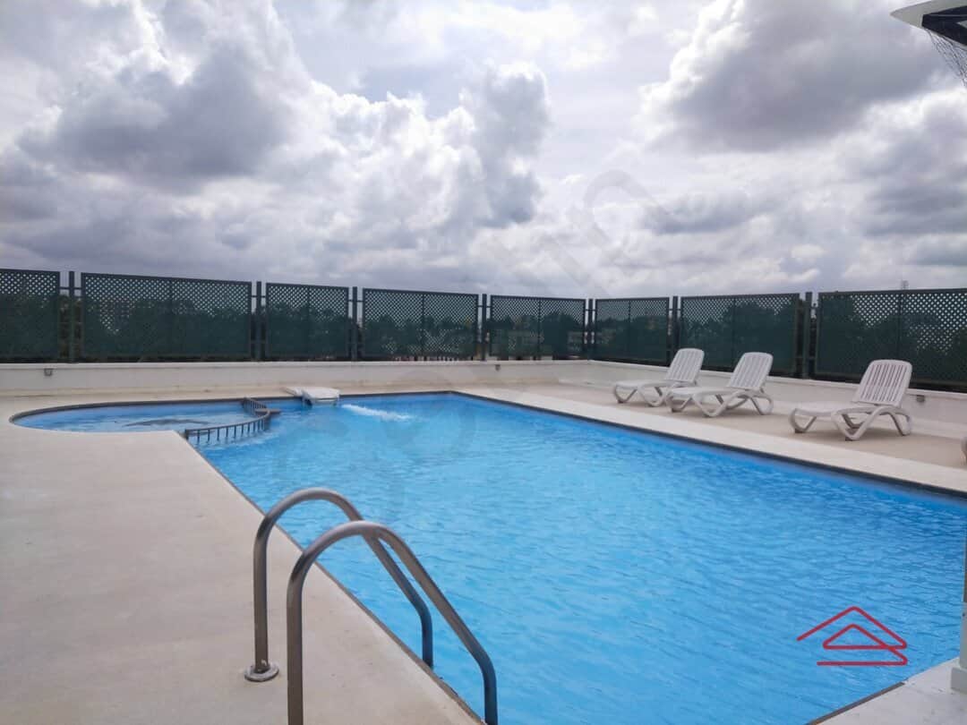 Project: SwimmingPool