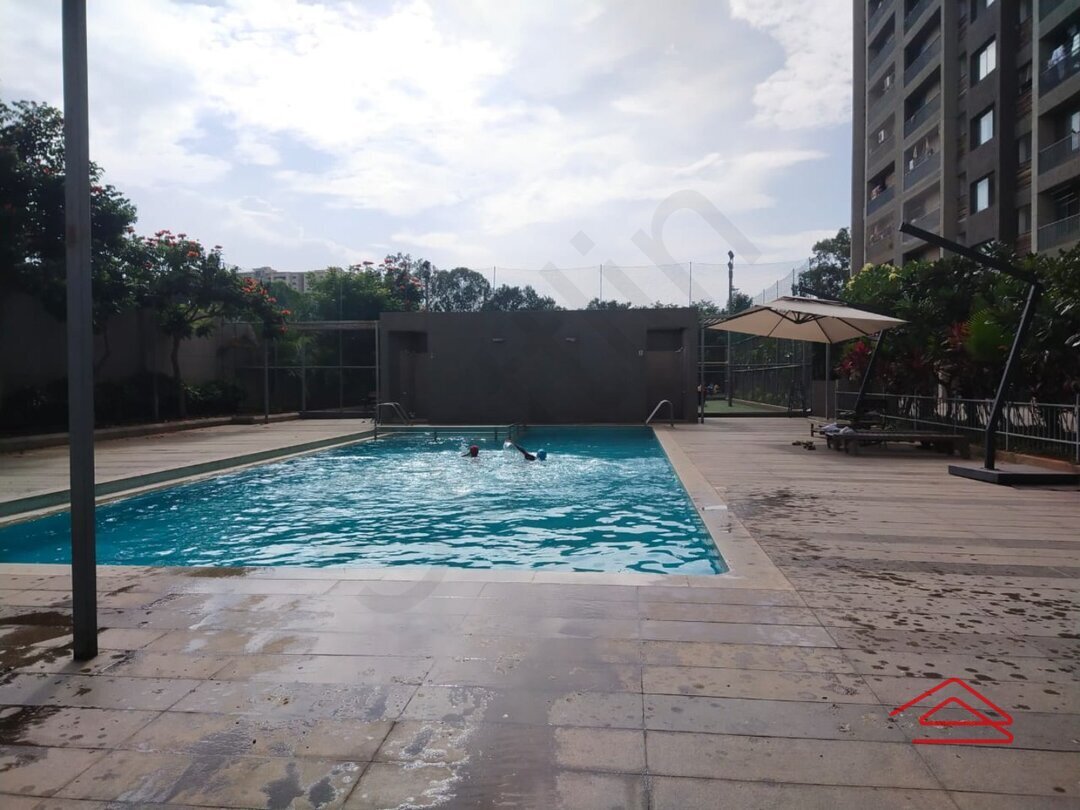 Project: SwimmingPool