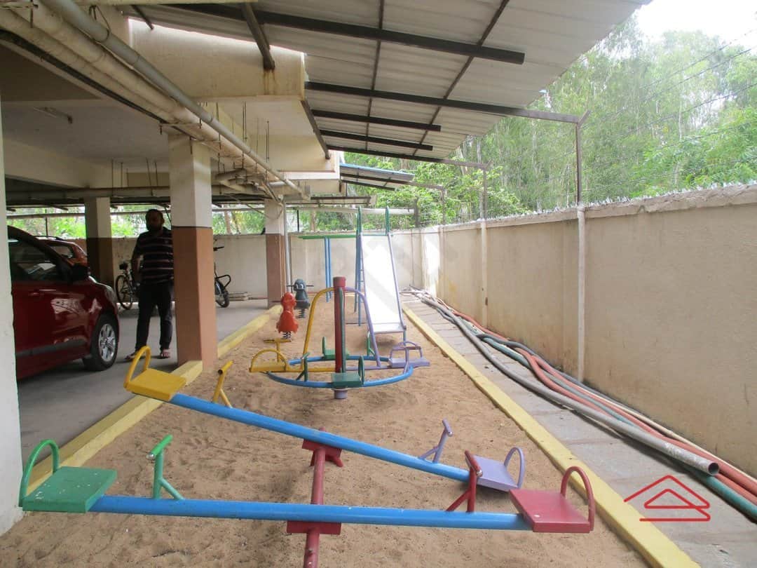 Project: KidsPlayArea