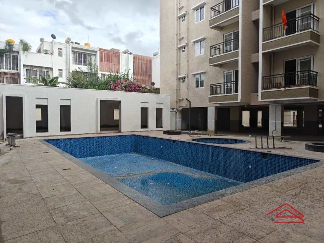 Project: SwimmingPool