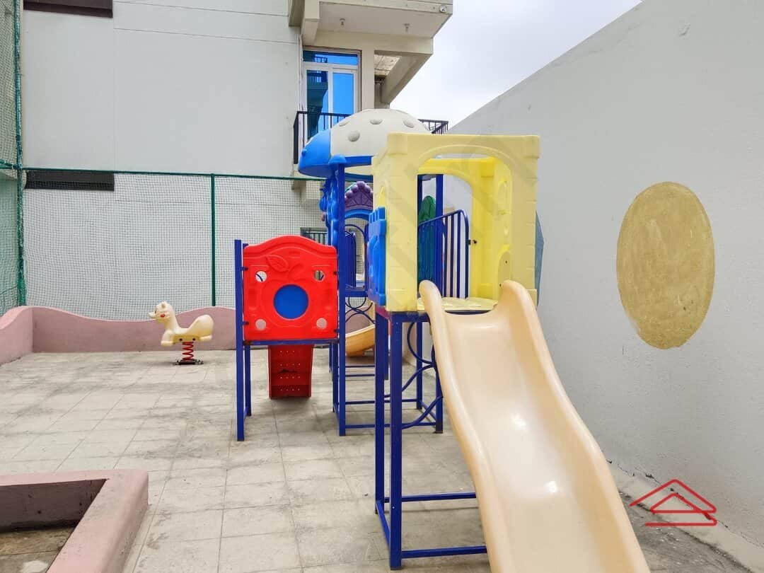 Project: KidsPlayArea