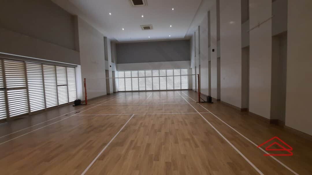 Project: BadmintonCourt