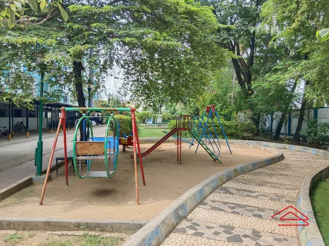 Project: KidsPlayArea