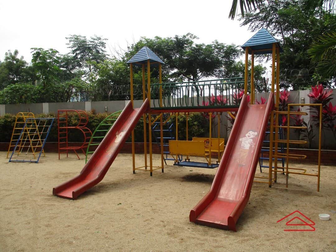 Project: KidsPlayArea