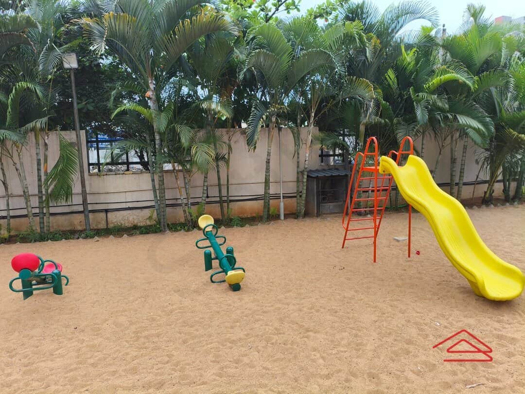 Project: KidsPlayArea