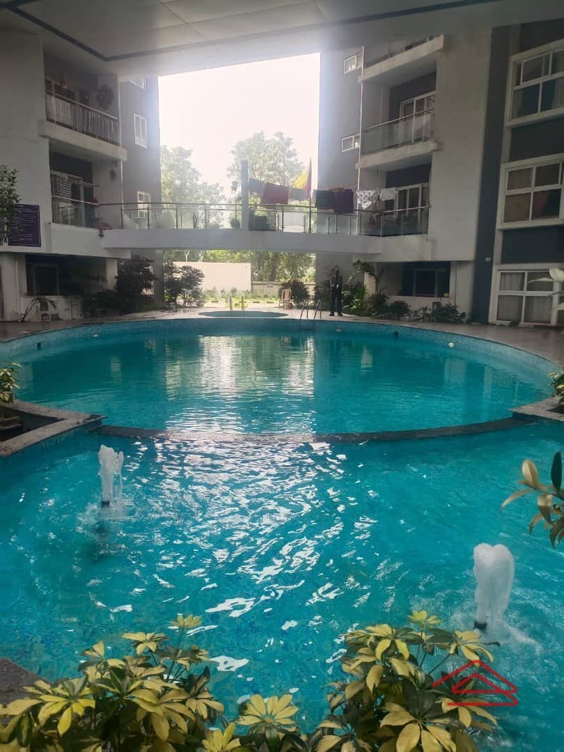 Project: SwimmingPool