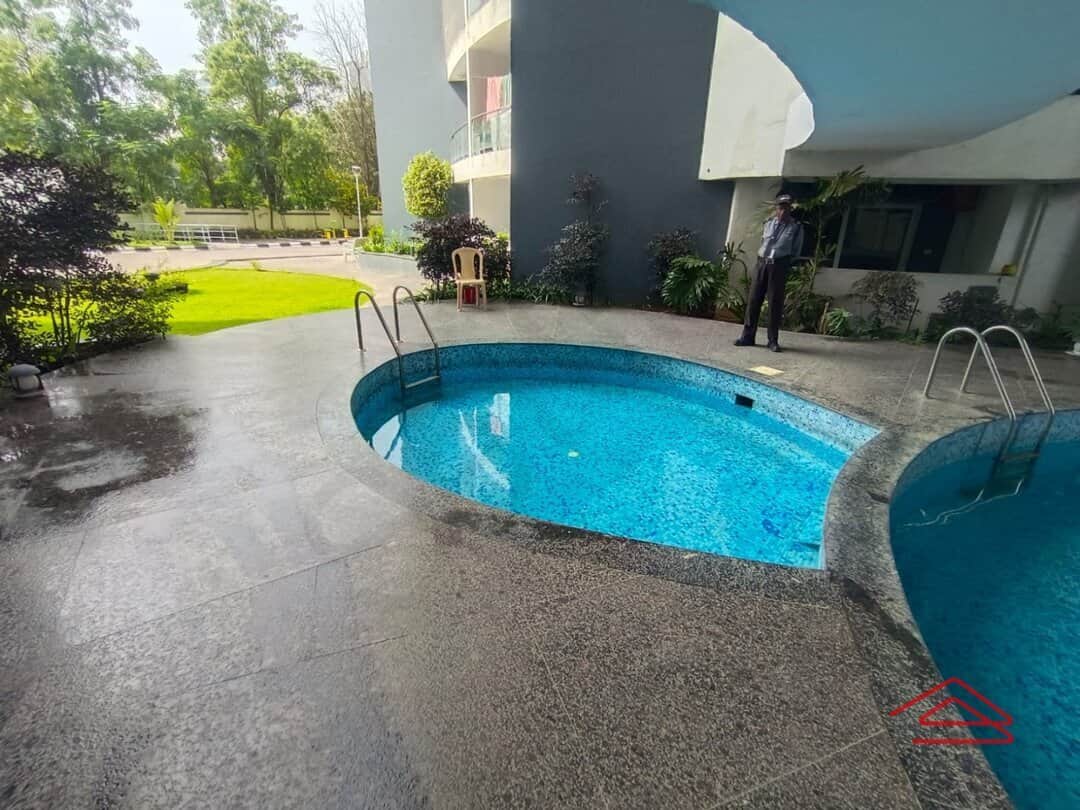 Project: SwimmingPool