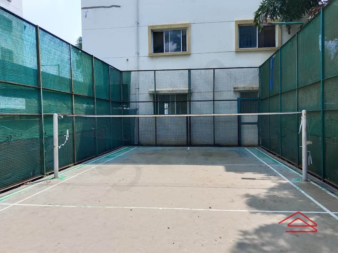 Project: BadmintonCourt