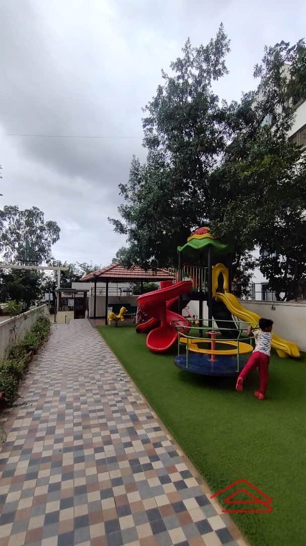 Project: KidsPlayArea