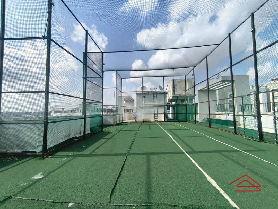 Project: BadmintonCourt