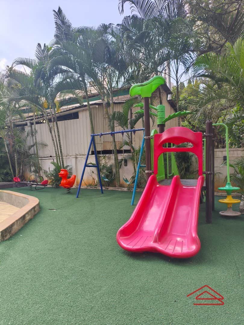 Project: KidsPlayArea