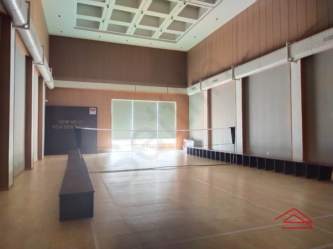 Project: BadmintonCourt