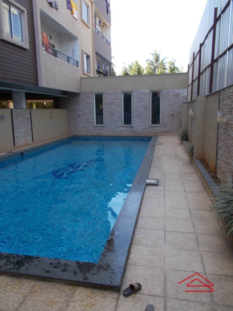 Project: SwimmingPool