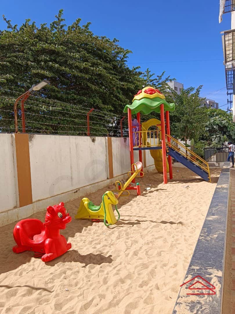 Project: KidsPlayArea