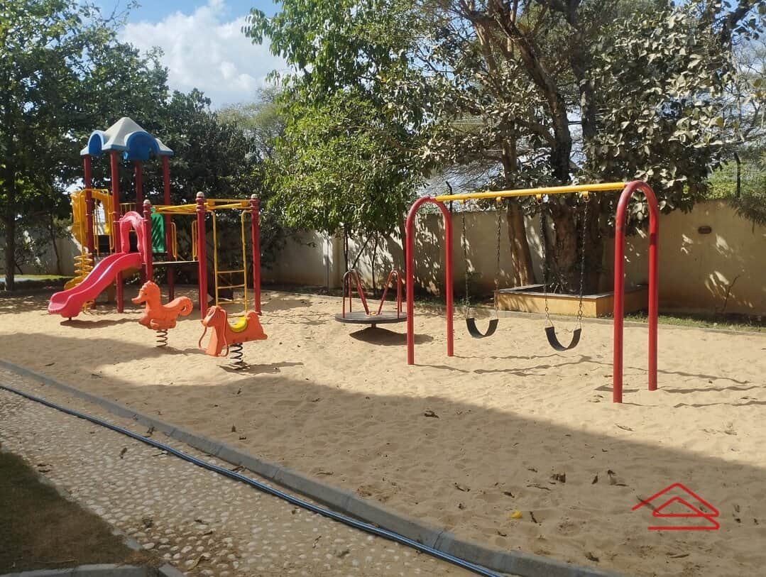 Project: KidsPlayArea