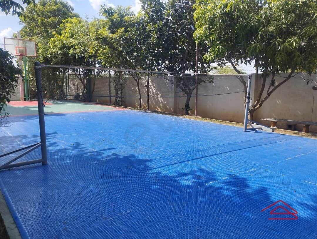 Project: BadmintonCourt