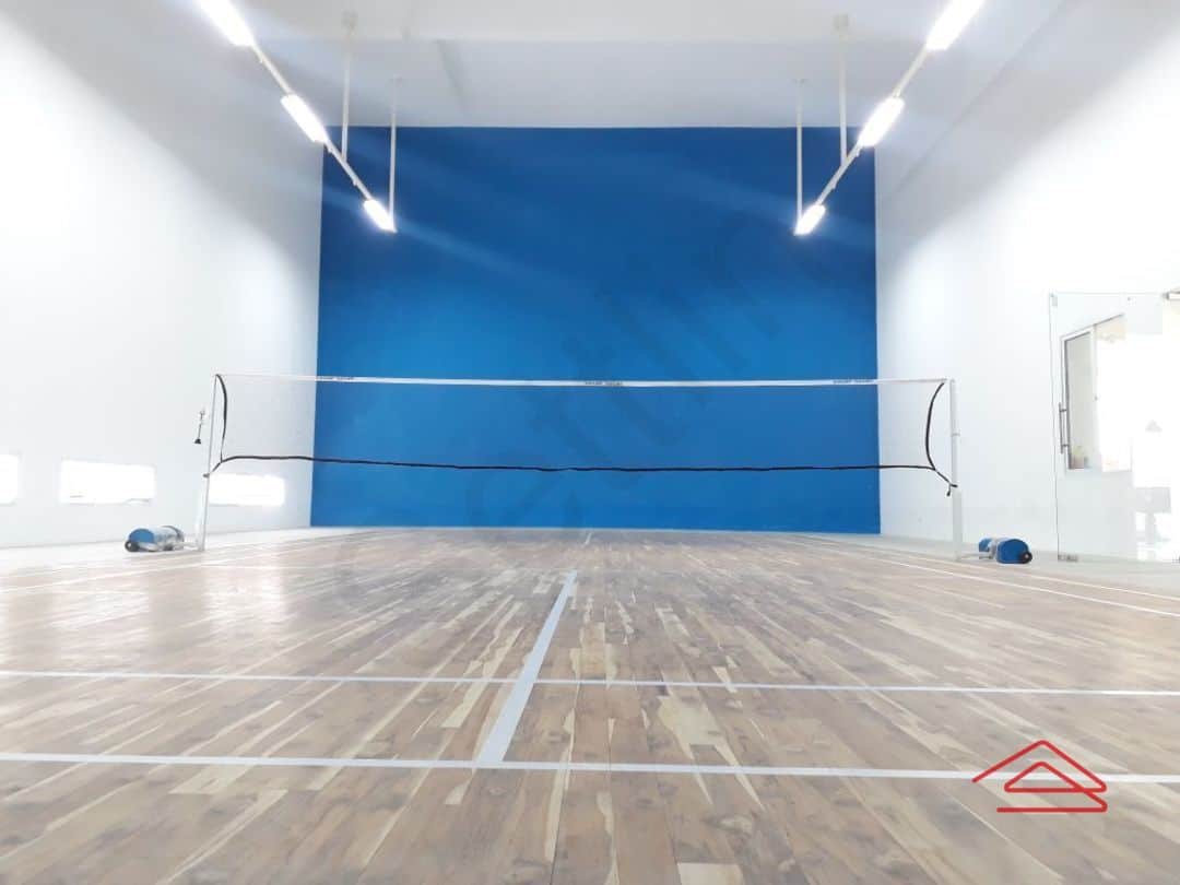 Project: BadmintonCourt