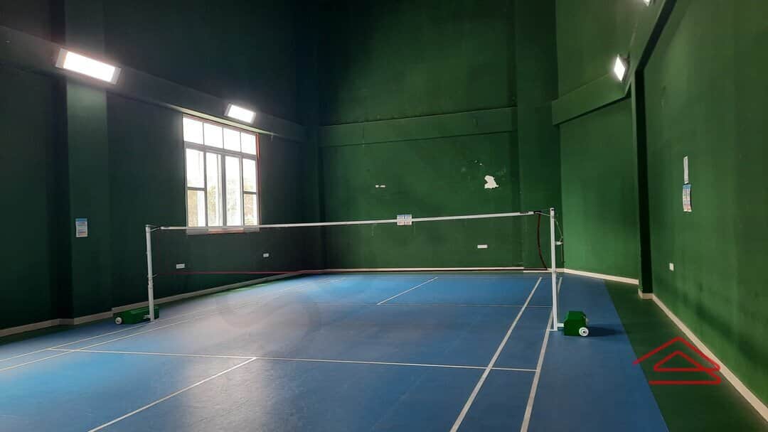 Project: BadmintonCourt