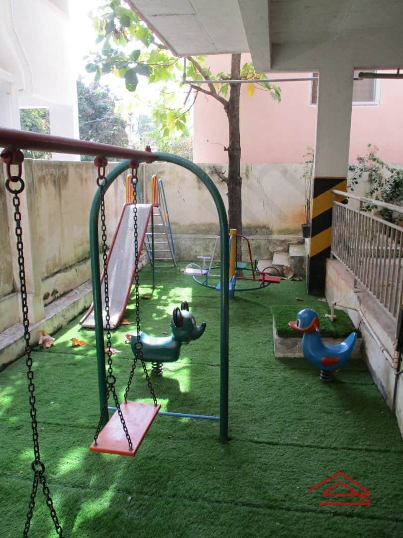 Project: KidsPlayArea