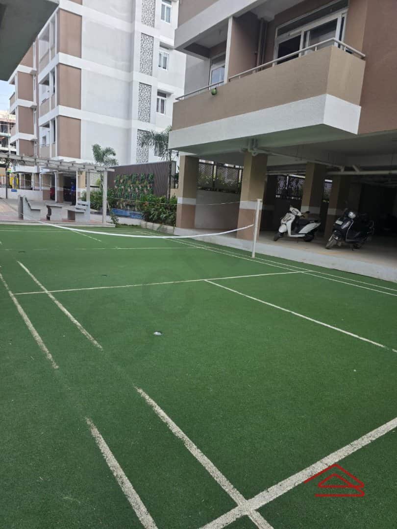 Project: BadmintonCourt