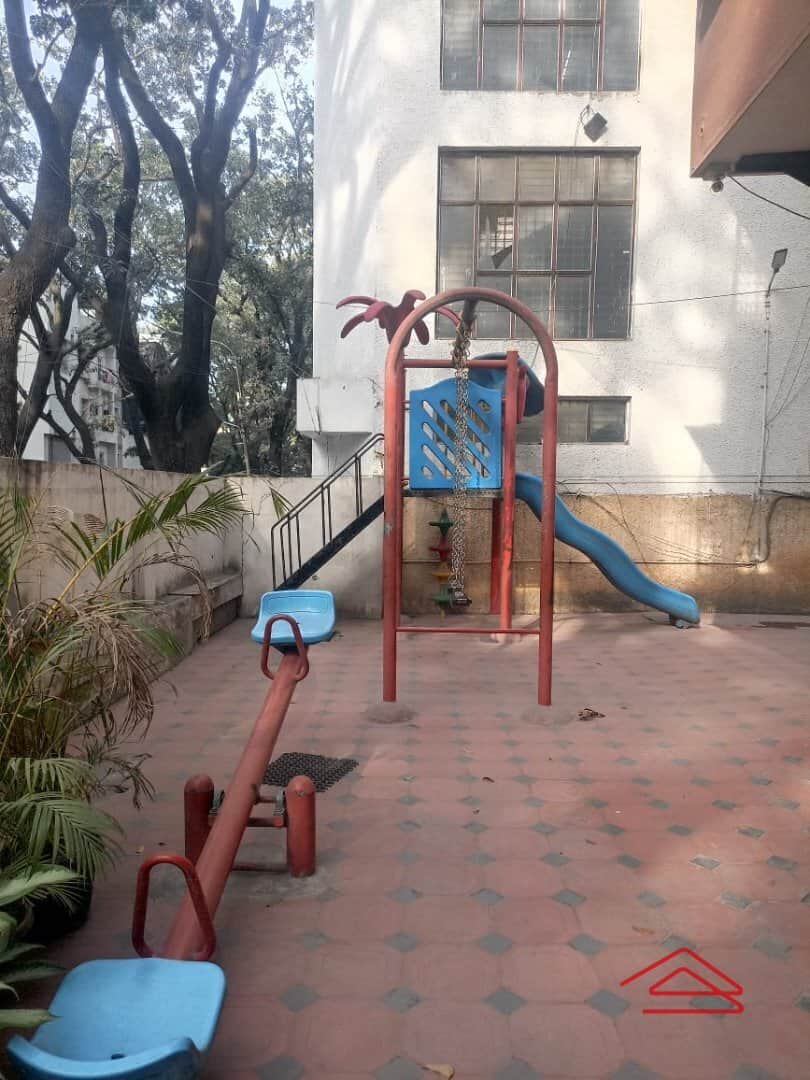 Project: KidsPlayArea