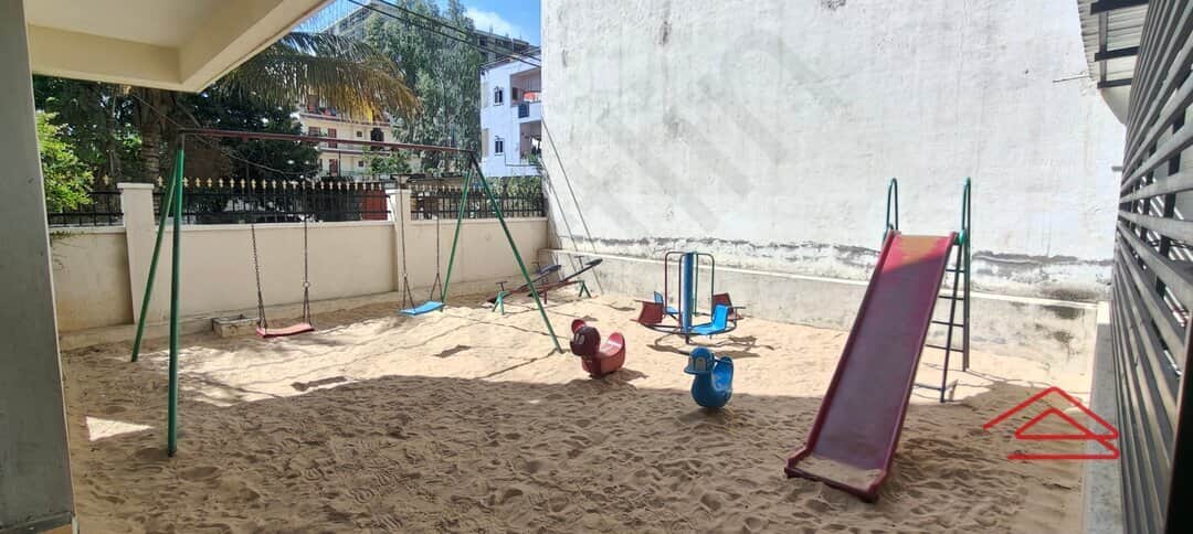 Project: KidsPlayArea