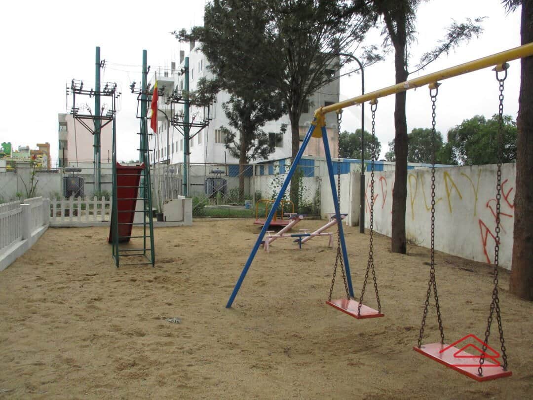 Project: KidsPlayArea