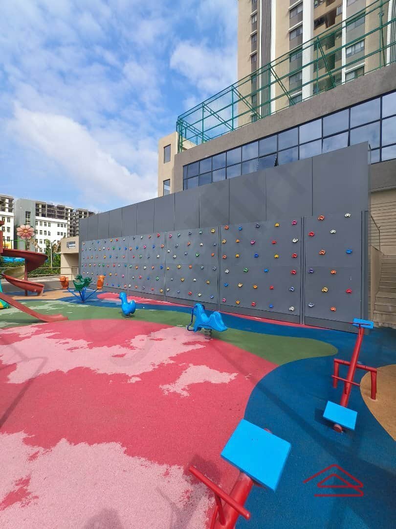 Project: KidsPlayArea