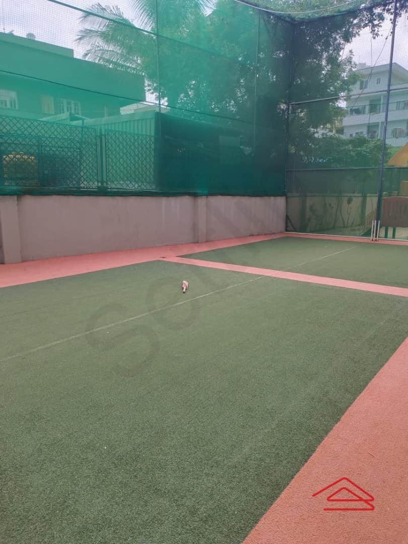 Project: BadmintonCourt