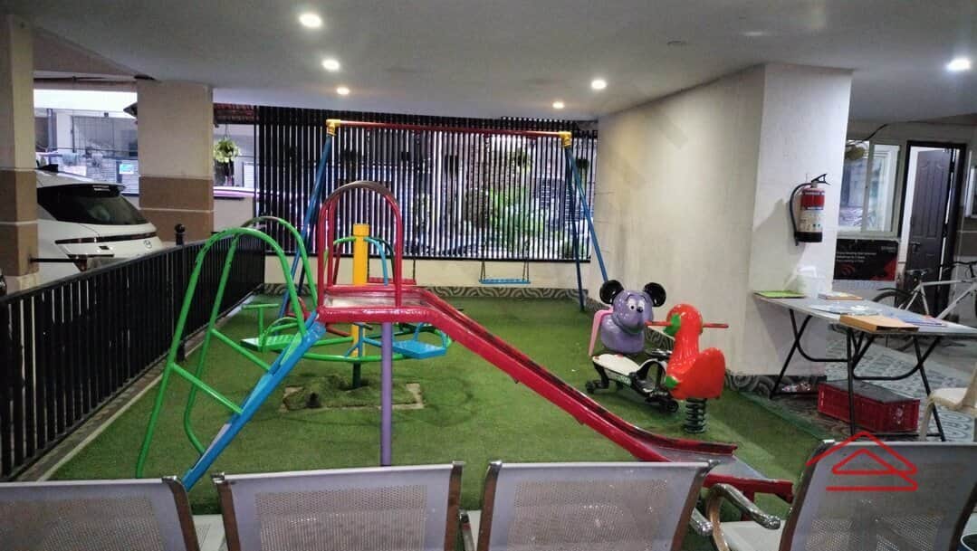 Project: KidsPlayArea