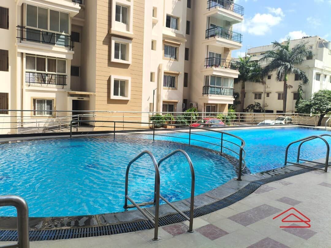 Project: SwimmingPool