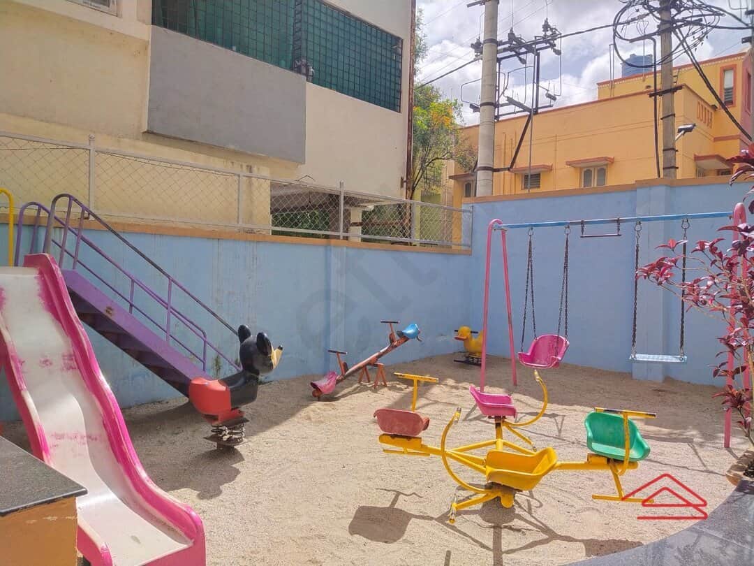 Project: KidsPlayArea