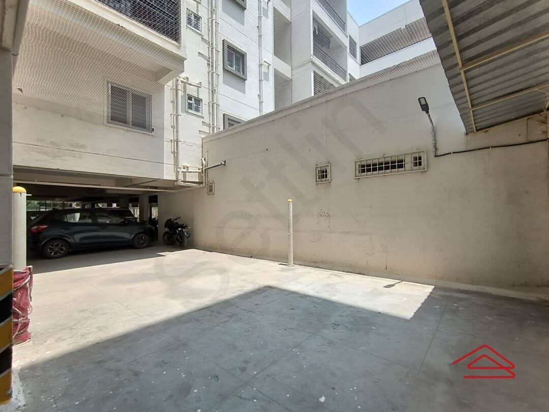 Project: BadmintonCourt