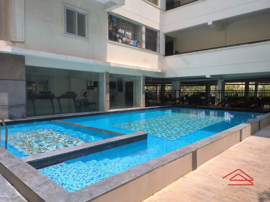 Project: SwimmingPool