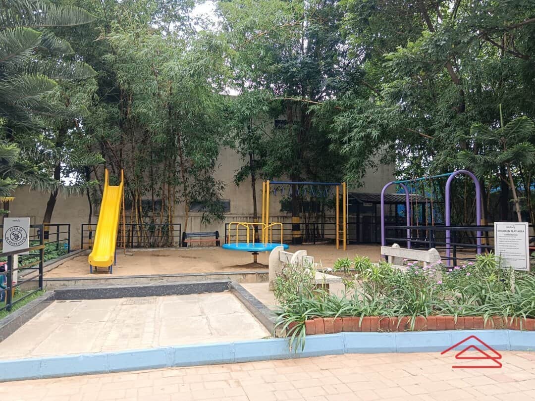 Project: KidsPlayArea