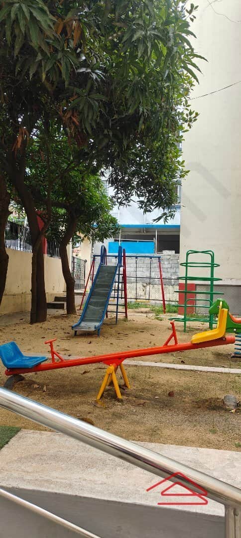 Project: KidsPlayArea