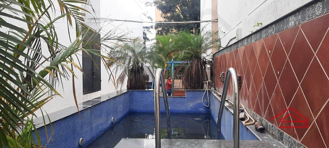 Project: SwimmingPool