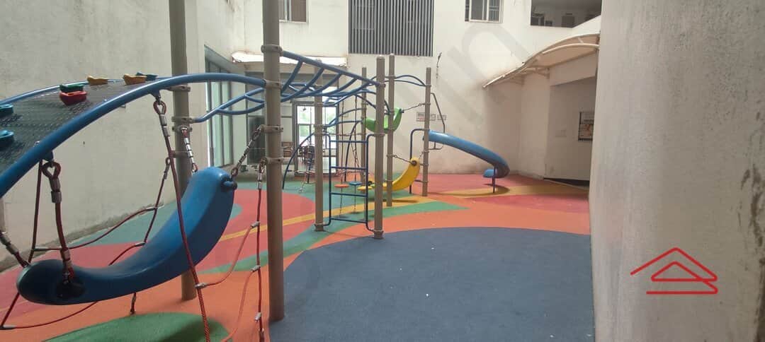 Project: KidsPlayArea