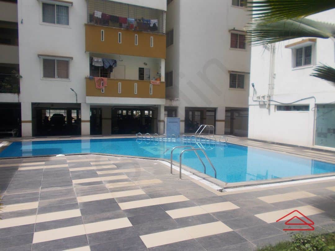 Project: SwimmingPool