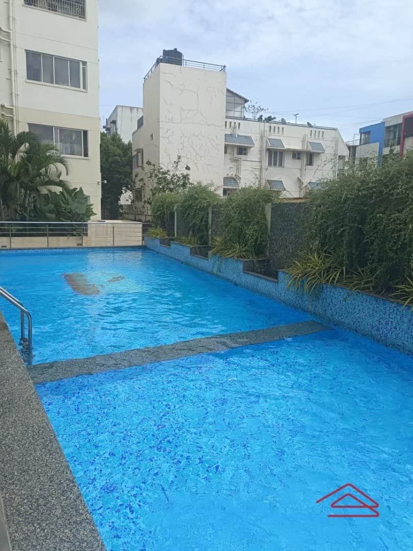 Project: SwimmingPool