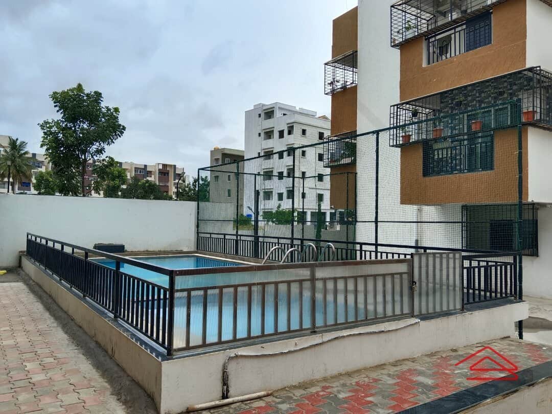 Project: SwimmingPool