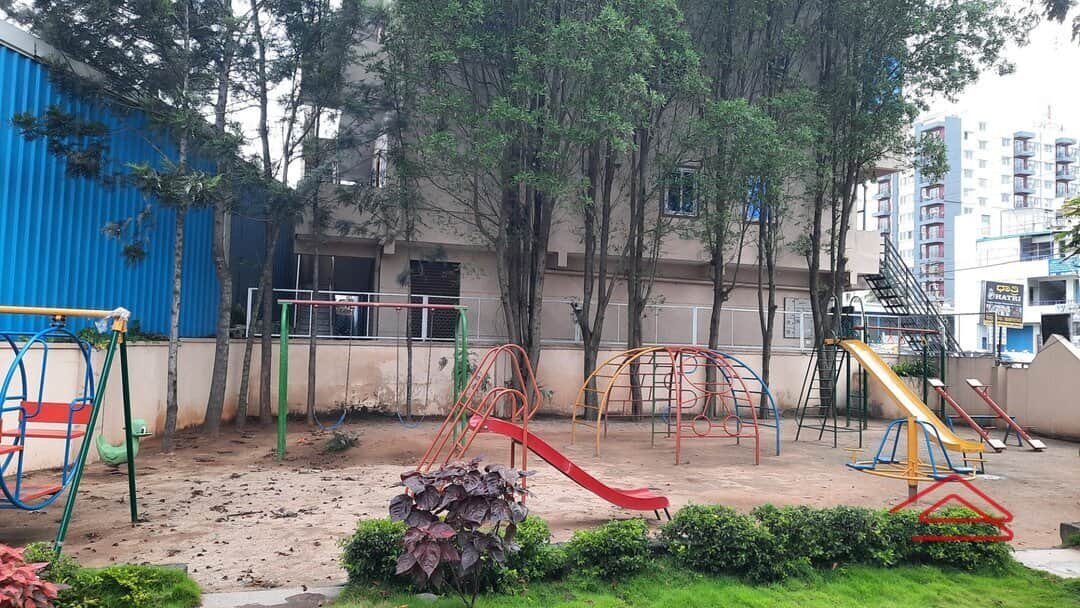 Project: KidsPlayArea