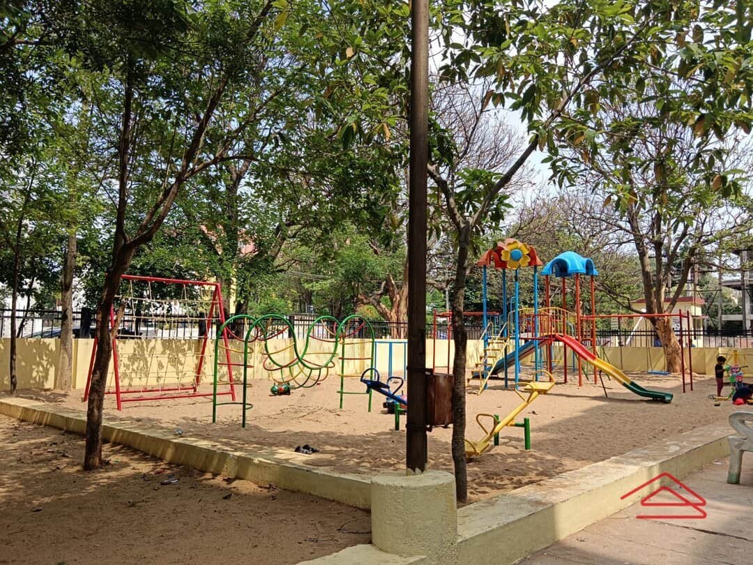 Project: KidsPlayArea