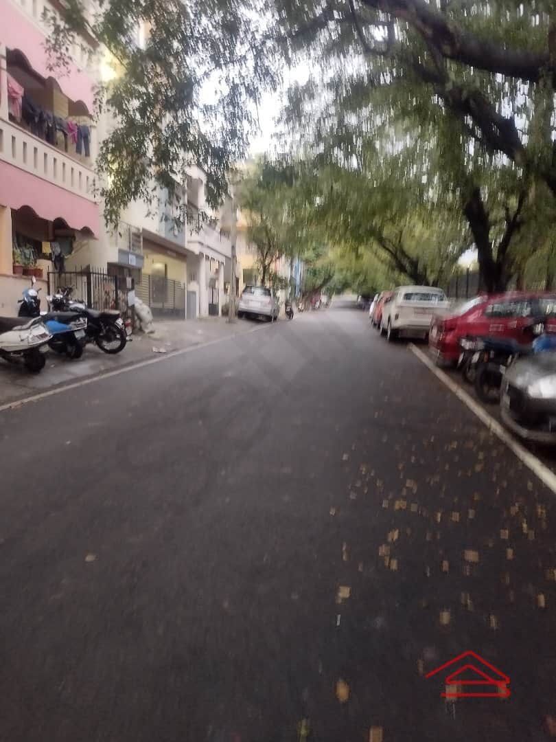 Unit:  Approach Road