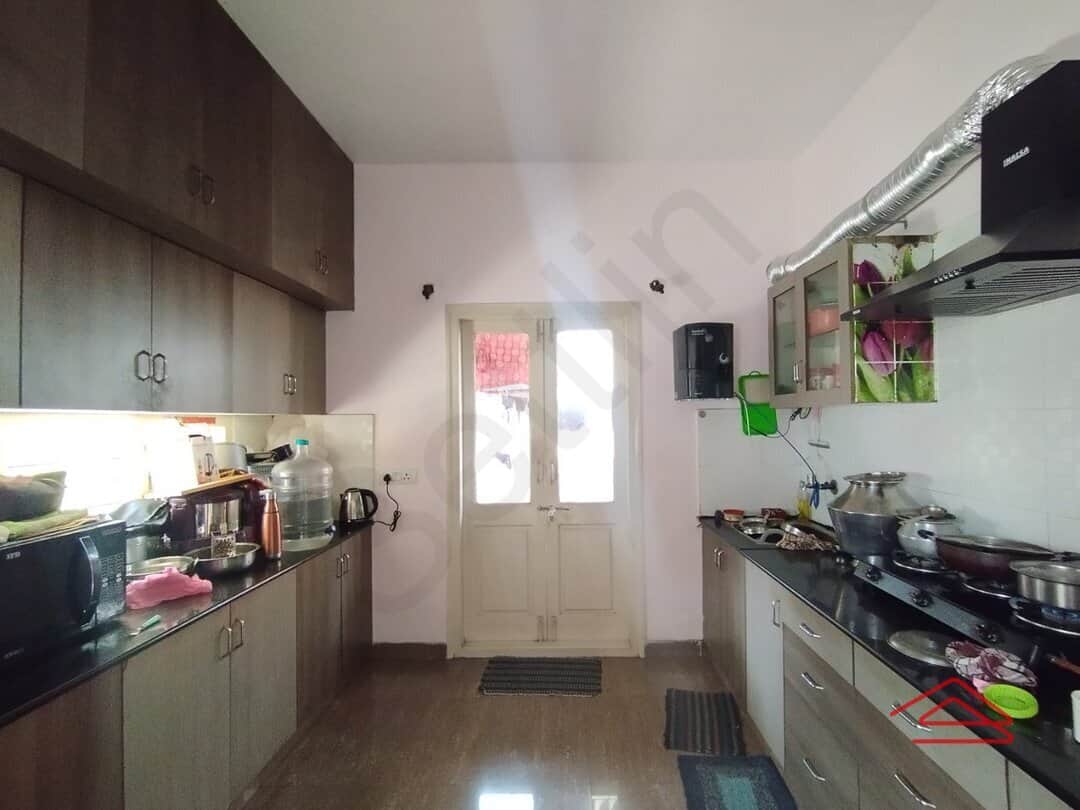 Sub Unit : kitchens 1