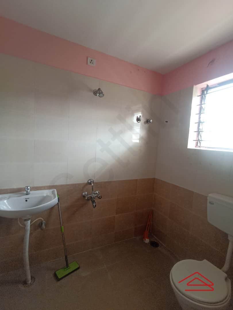 Sub Unit : bathrooms 1